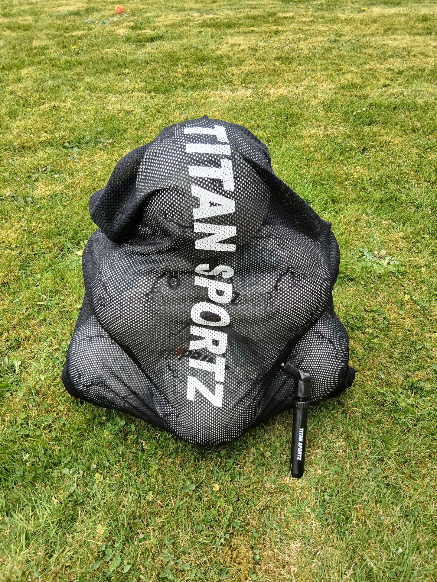 10 Top Binz Footballs - with Free Ball Carry Bag + Pump
